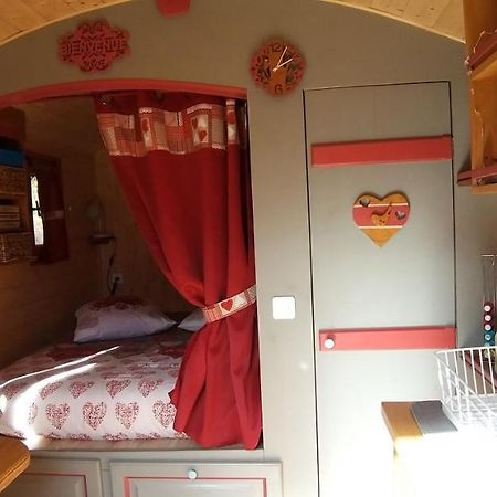 Roulotte Romantique Chauffee En Cevennes Monteils  Екстер'єр фото