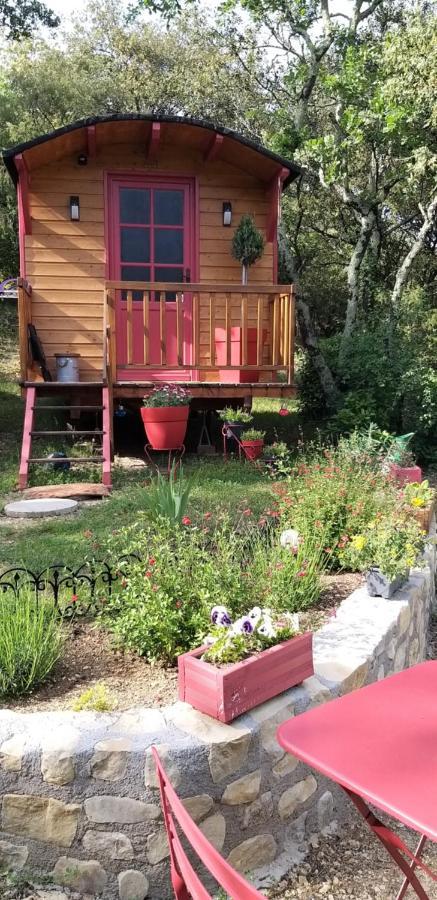 Roulotte Romantique Avec Piscine En Cevennes Monteils (Gard) Екстер'єр фото